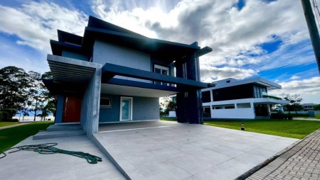Casa em Condomínio 6 dormitórios em Capão da Canoa | Ref.: 10256