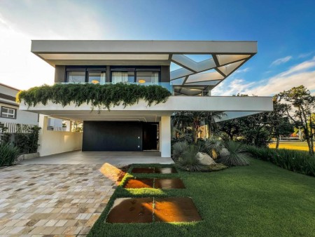 Casa em Condomínio 6 dormitórios em Capão da Canoa | Ref.: 10759